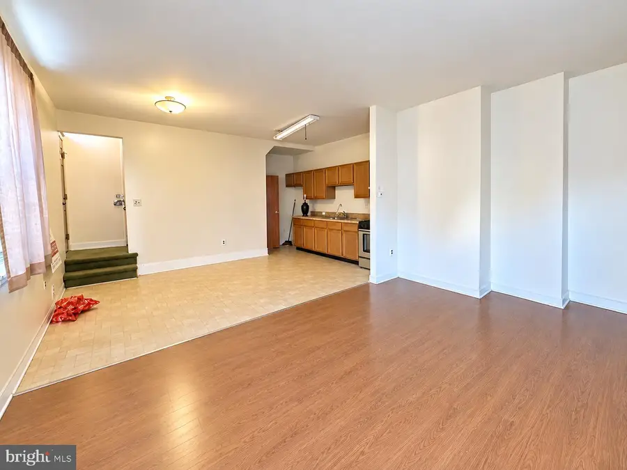 1812 S 5th St, Philadelphia, PA 19148 - #2