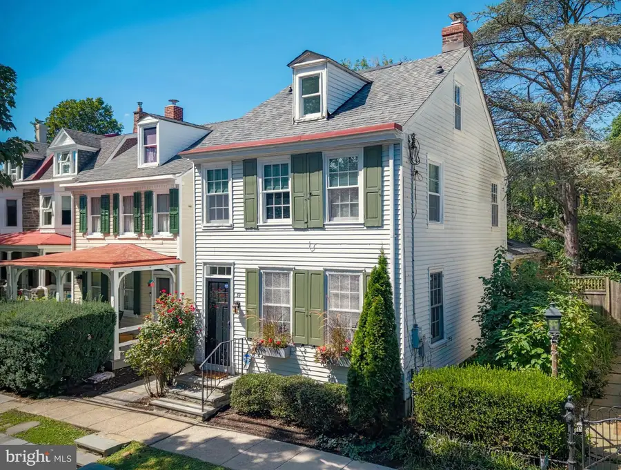 39 W Gravers Ln, Philadelphia, PA 19118 - #2