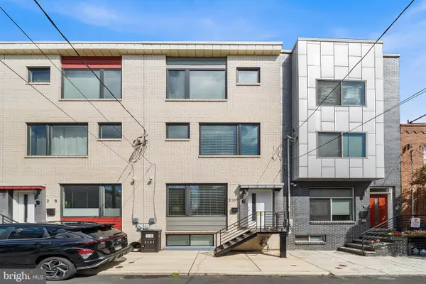 2107 E Arizona St, PHILADELPHIA, PA 19125