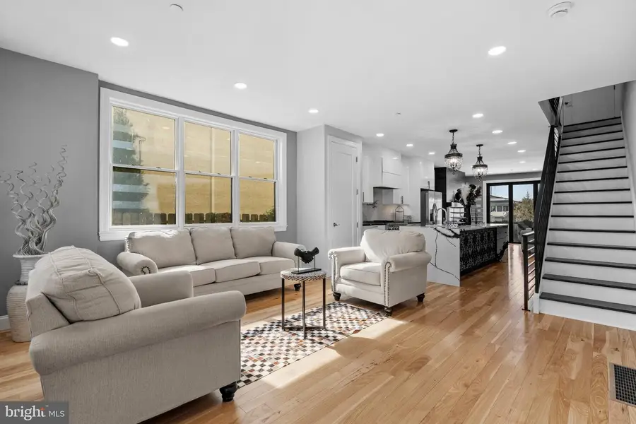 268 Dupont St, Philadelphia, PA 19128 - #3