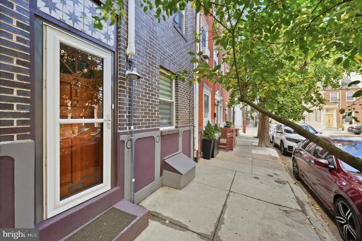 212 W Wildey St, Philadelphia, PA 19123 - #1