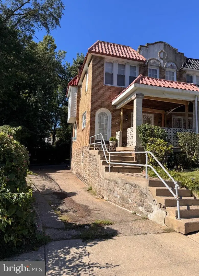 131 W Sedgwick St, Philadelphia, PA 19119 - #2