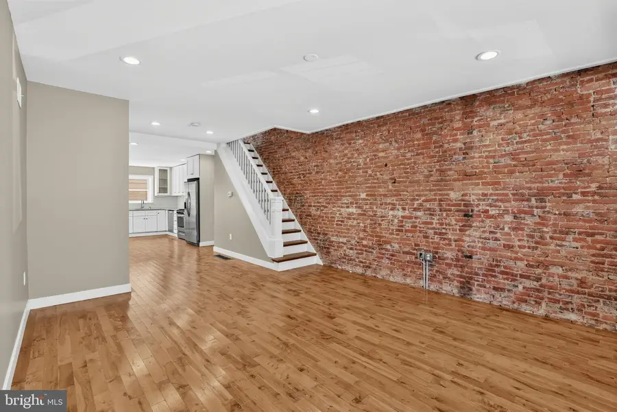 530 Greenwich St, Philadelphia, PA 19147 - #3