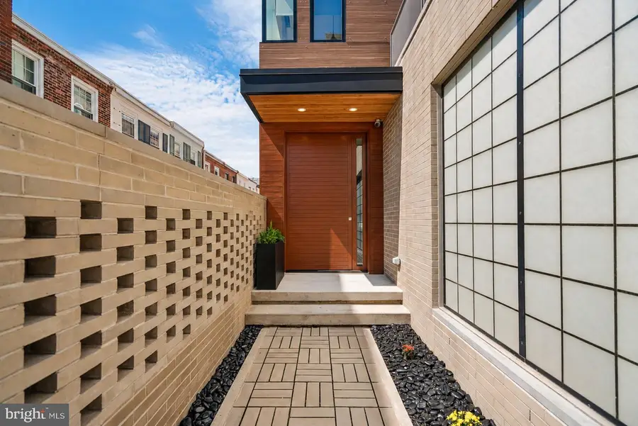 254 S 24th St, Philadelphia, PA 19103 - #2