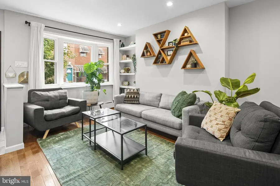 809 Moore St, Philadelphia, PA 19148 - #2