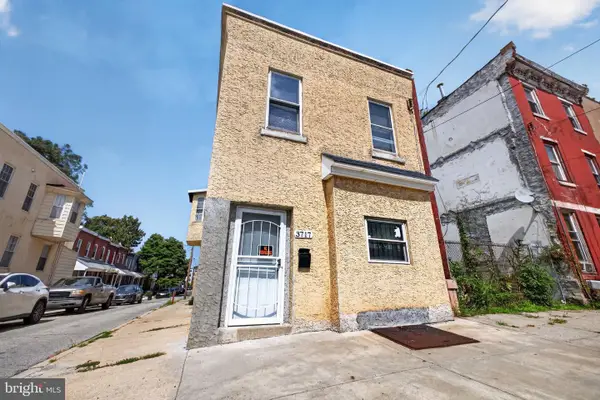 3717 Fairmount Ave, PHILADELPHIA, PA 19104