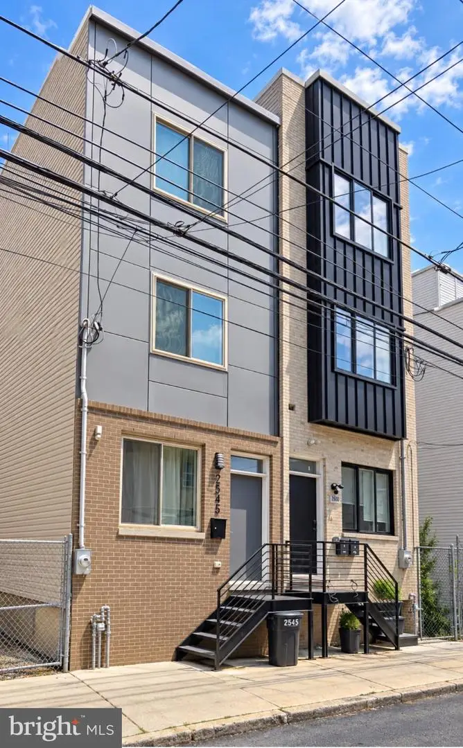 2545 N Howard St, Philadelphia, PA 19133 - #1