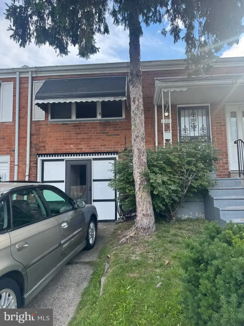 2771 Island Ave, Philadelphia, PA 19153 - #1