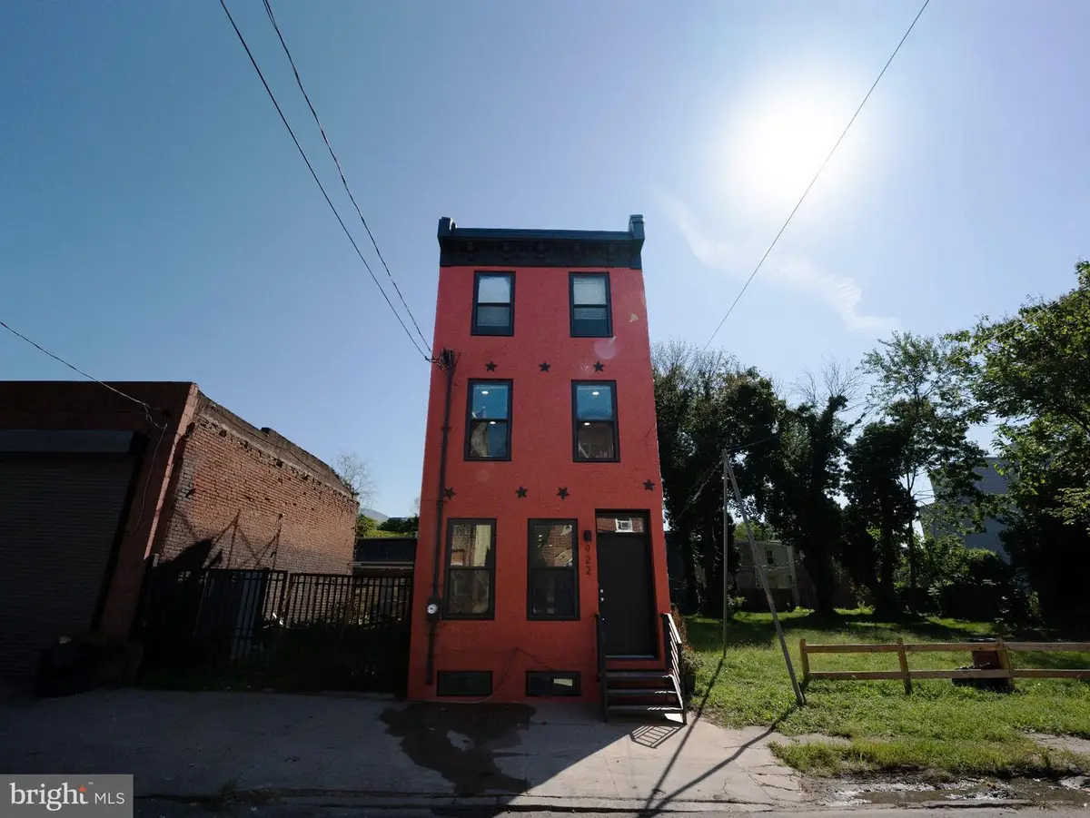 922 W York St, Philadelphia, PA 19133 - #1