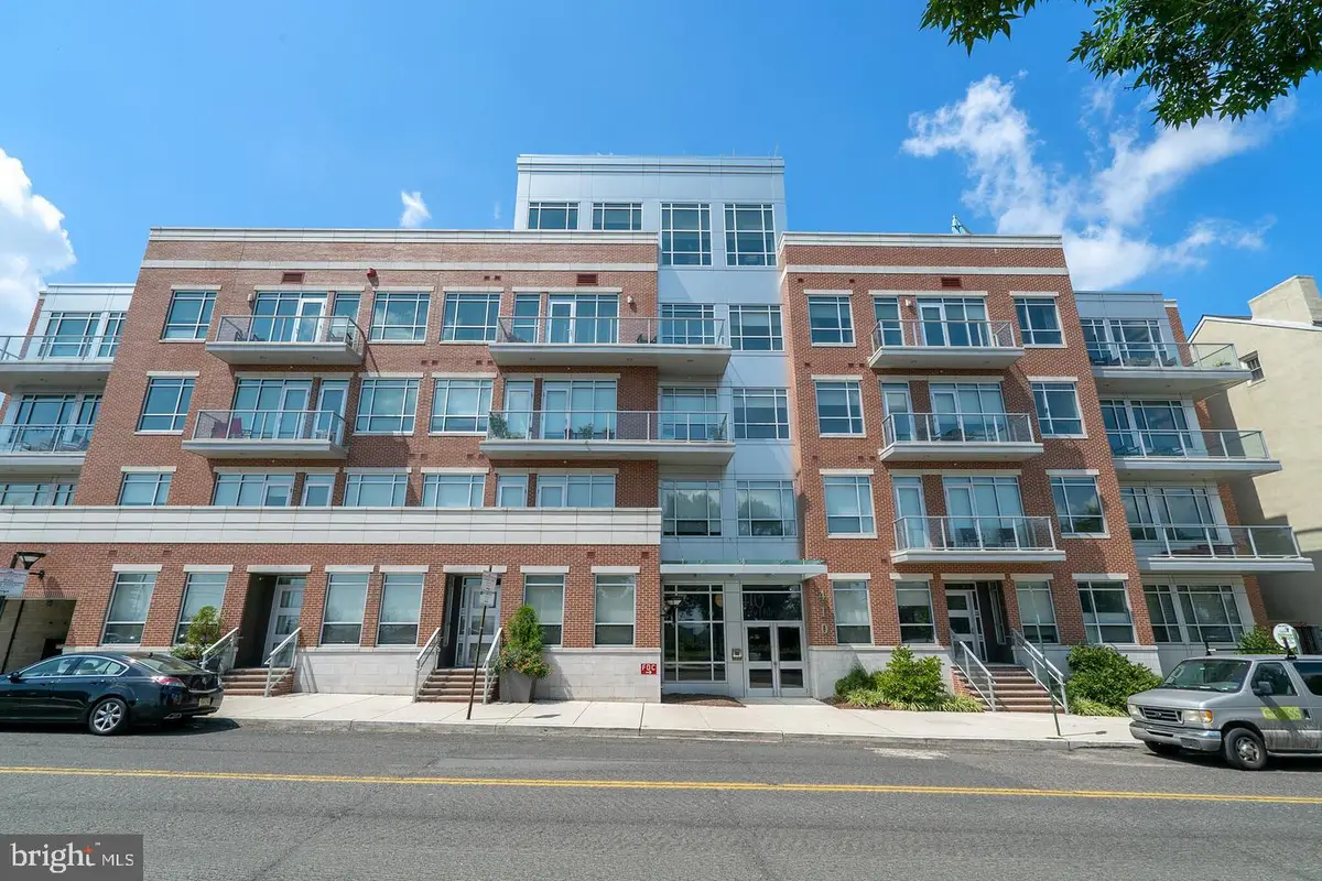 410 S Front St #108, Philadelphia, PA 19147 - #1