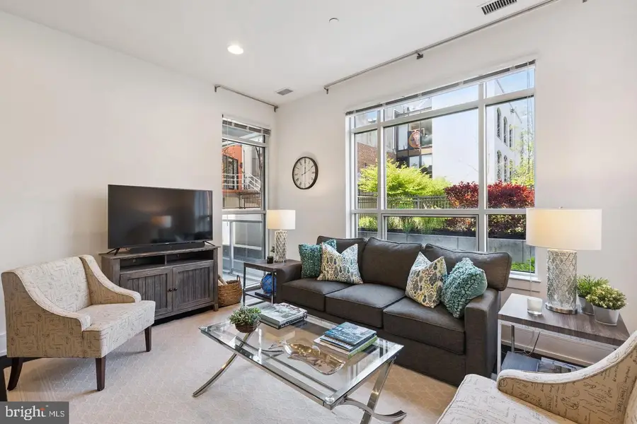 410 S Front St #108, Philadelphia, PA 19147 - #2