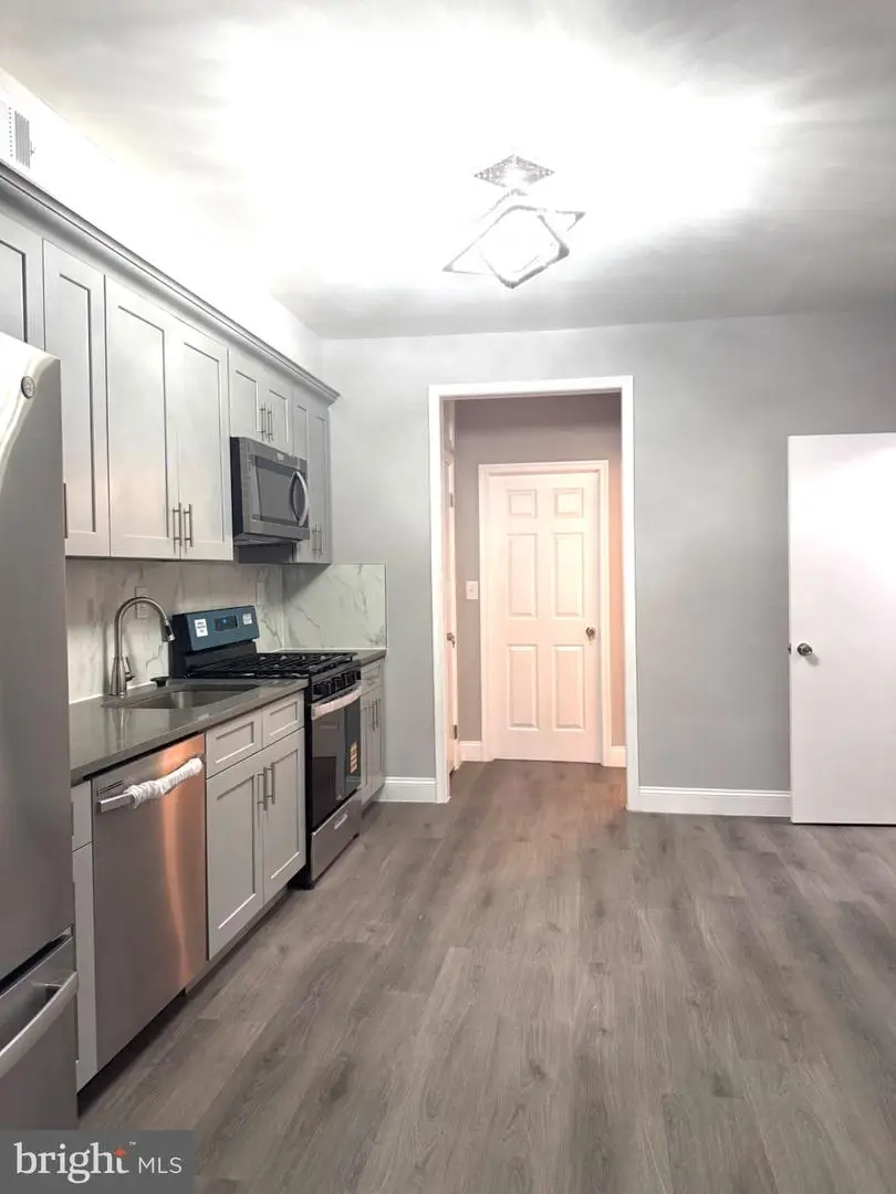 925 S 11th St, Philadelphia, PA 19147 - #3