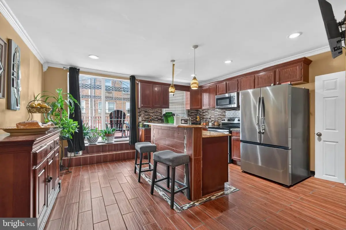 4646 Shelbourne St, Philadelphia, PA 19124 - #1