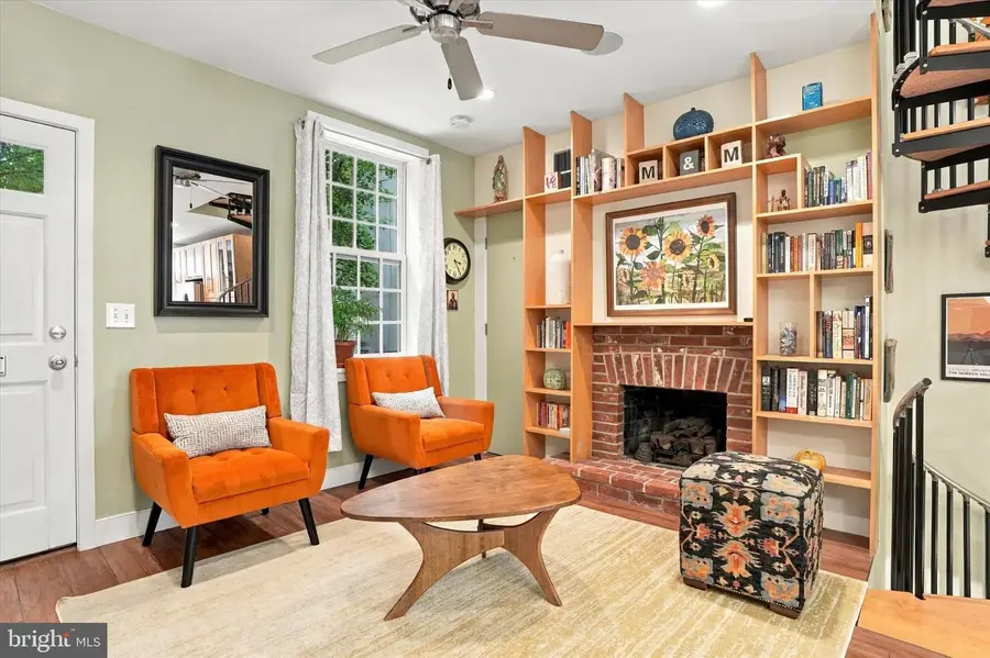 251 S Warnock St, Philadelphia, PA 19107 - #3