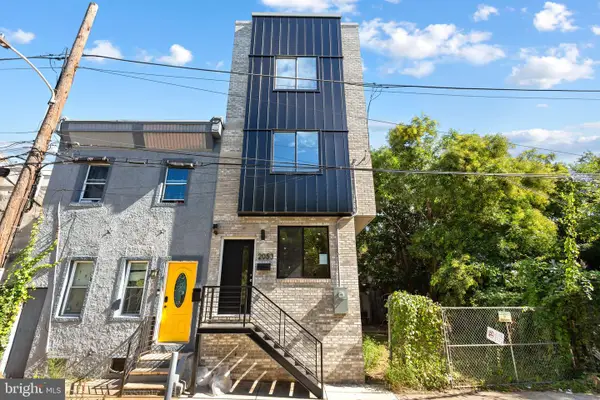 2053 N Orkney St, PHILADELPHIA, PA 19122