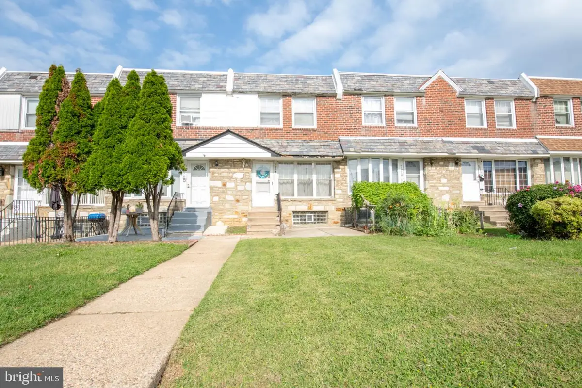 7908 Leonard St, Philadelphia, PA 19152 - #1