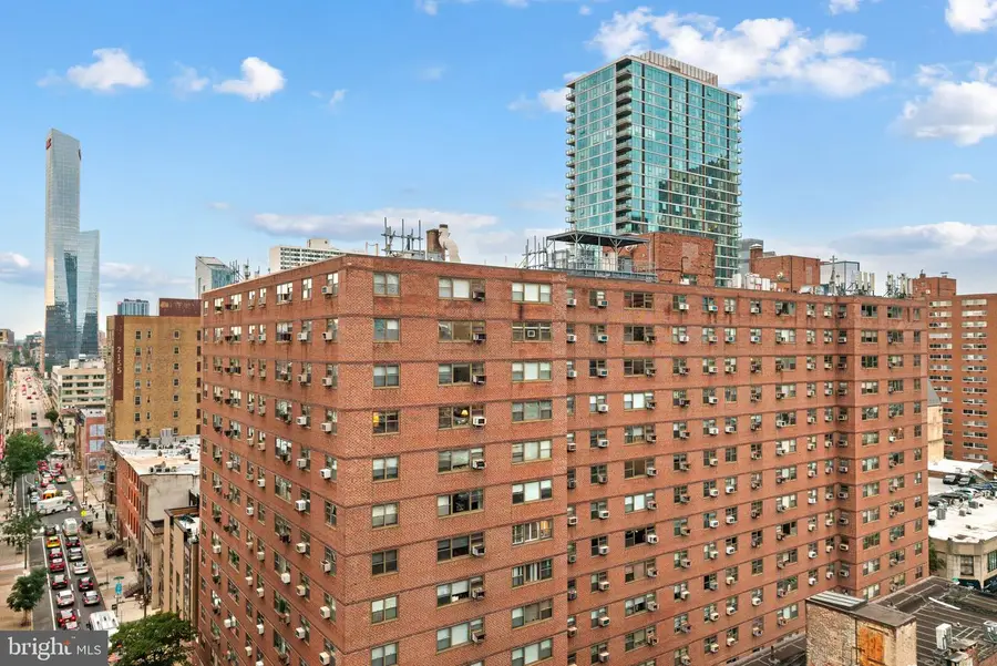 118 S 21st St #1211, Philadelphia, PA 19103 - #2