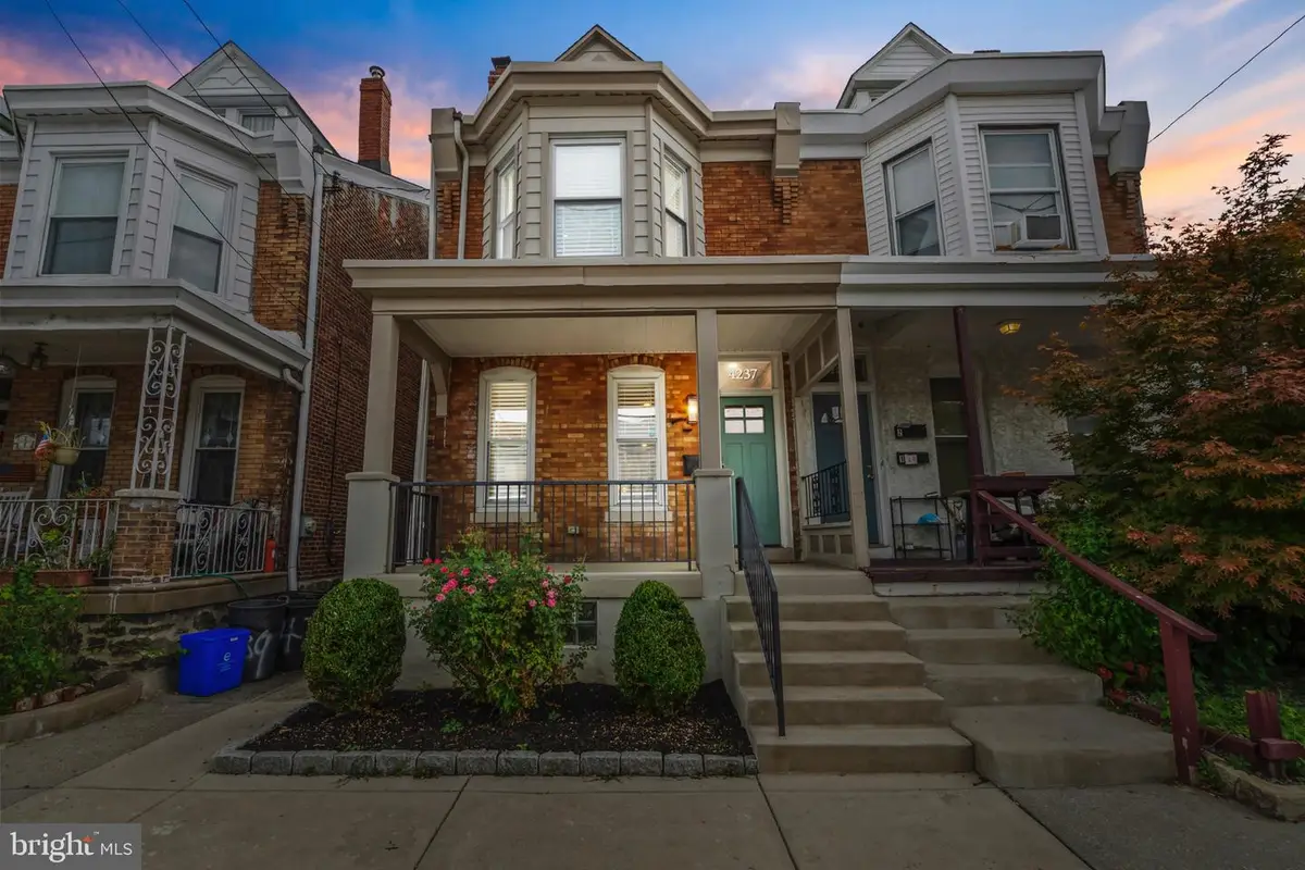 4237 Pechin St, Philadelphia, PA 19128 - #1