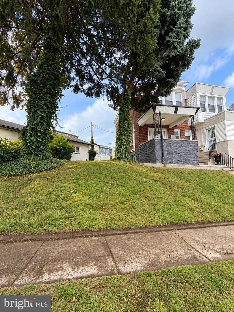 523 Geneva Ave, Philadelphia, PA 19120 - #1