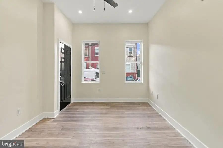 2645 N 8th St, Philadelphia, PA 19133 - #3