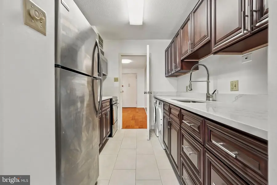 1901 John F Kennedy Blvd #2001, Philadelphia, PA 19103 - #3