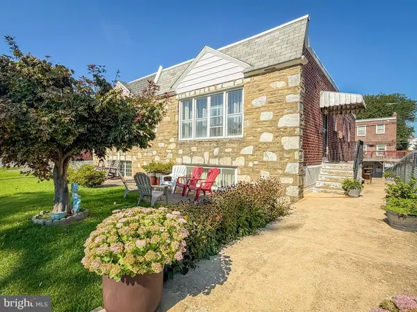 7842 Brier St, PHILADELPHIA, PA 19152