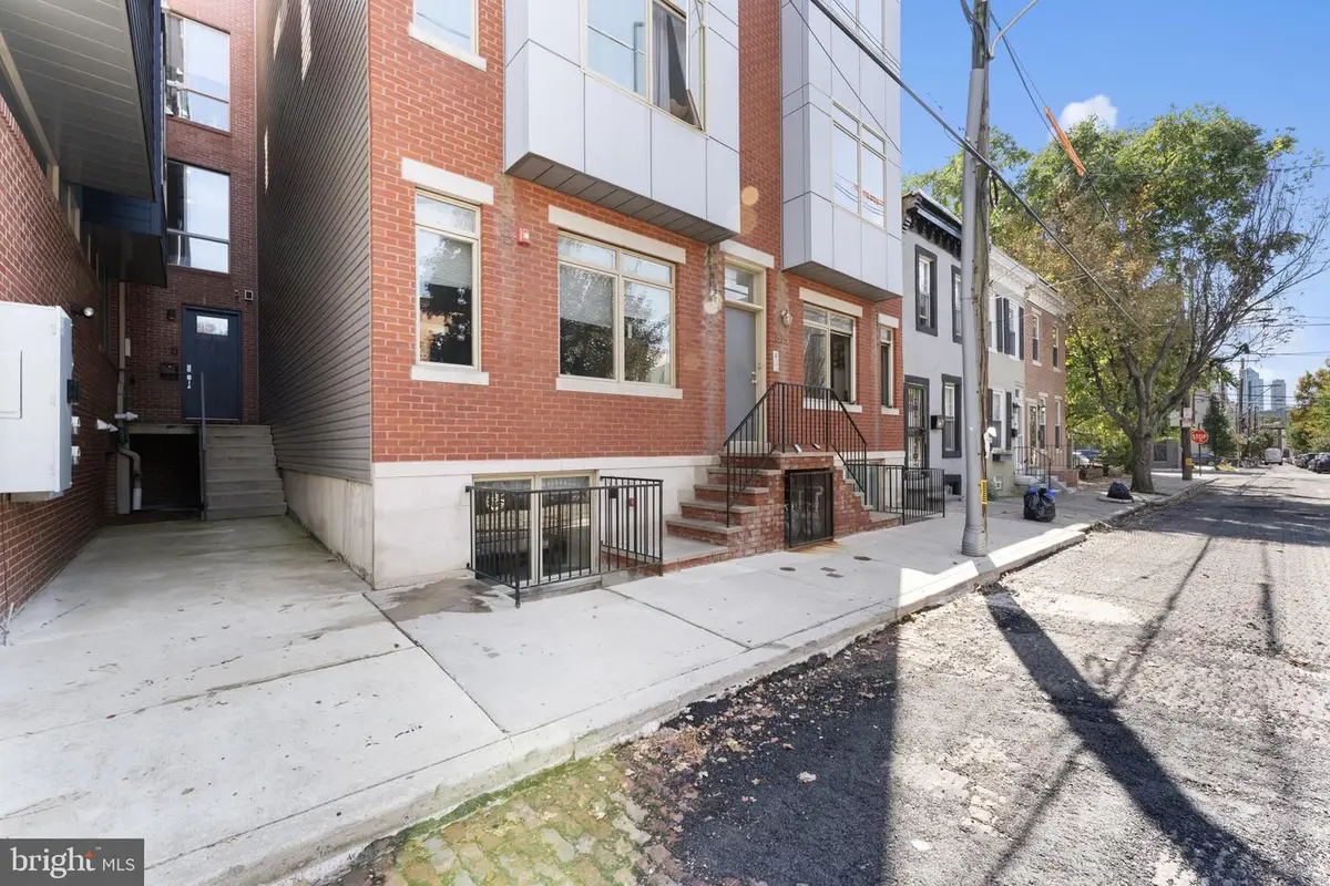 819 N Uber St #2, Philadelphia, PA 19130 - #1