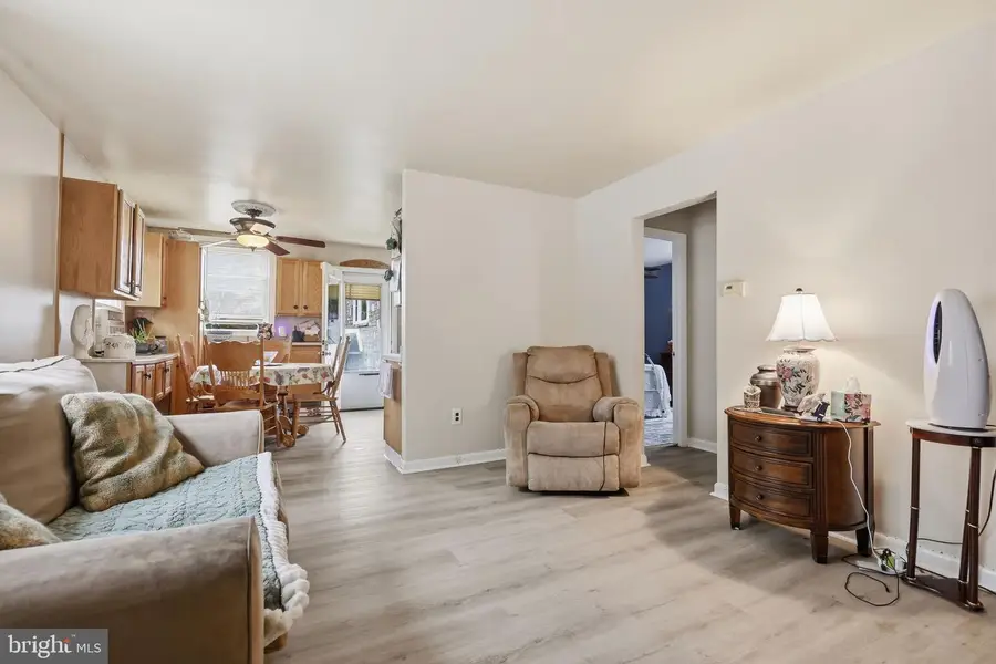 700-8 Borbeck Ave, Philadelphia, PA 19111 - #3