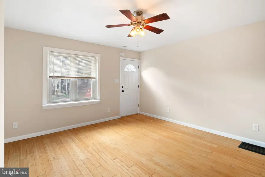 6610 Tulip St, Philadelphia, PA 19135 - #3