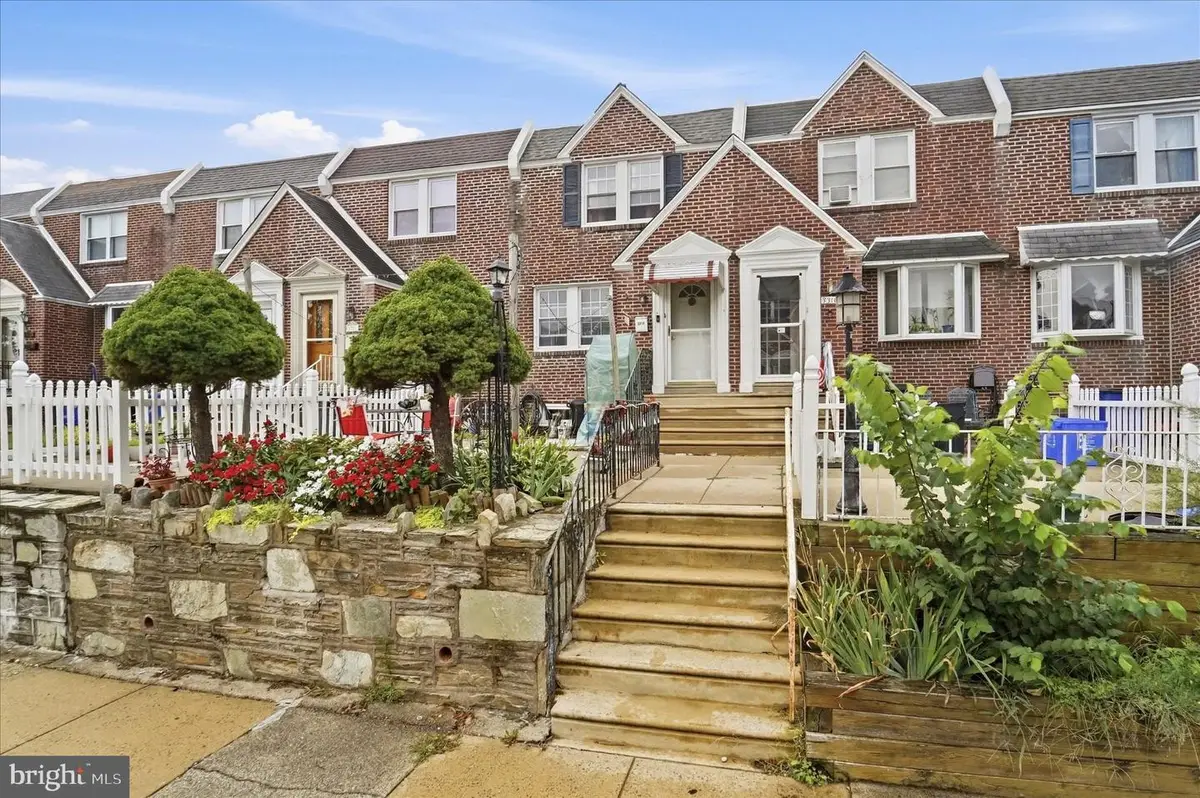 3318 Lansing St, Philadelphia, PA 19136 - #1