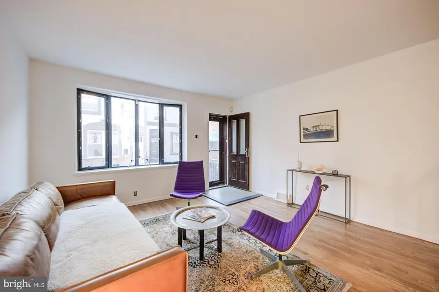 2416 S Alder St, Philadelphia, PA 19148 - #3