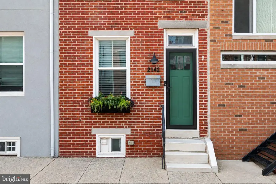 2142 E Albert St, Philadelphia, PA 19125 - #2
