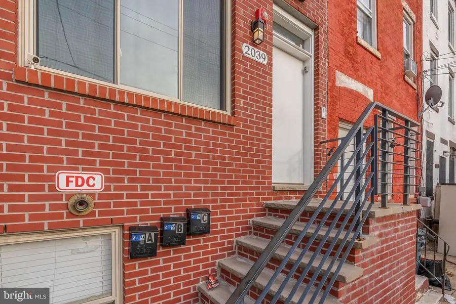2039 N 8th St, Philadelphia, PA 19122 - #2