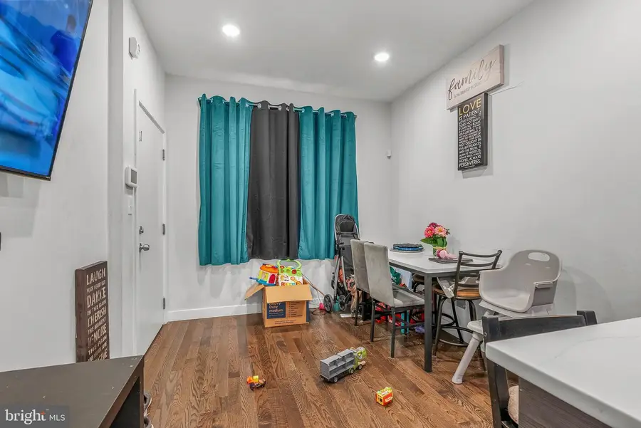 2039 N 8th St, Philadelphia, PA 19122 - #3