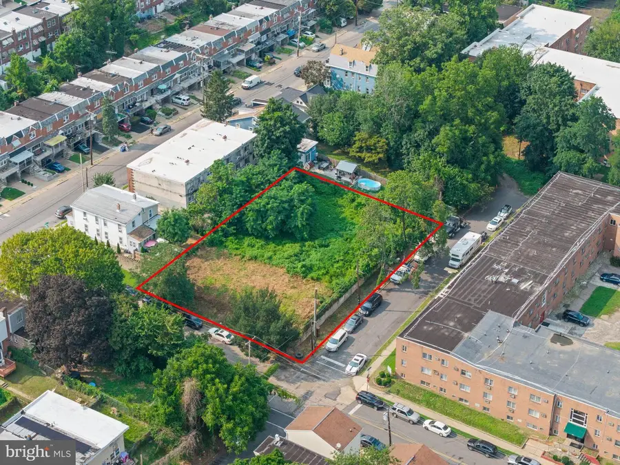 6010 N Hutchinson St, Philadelphia, PA 19141 - #2