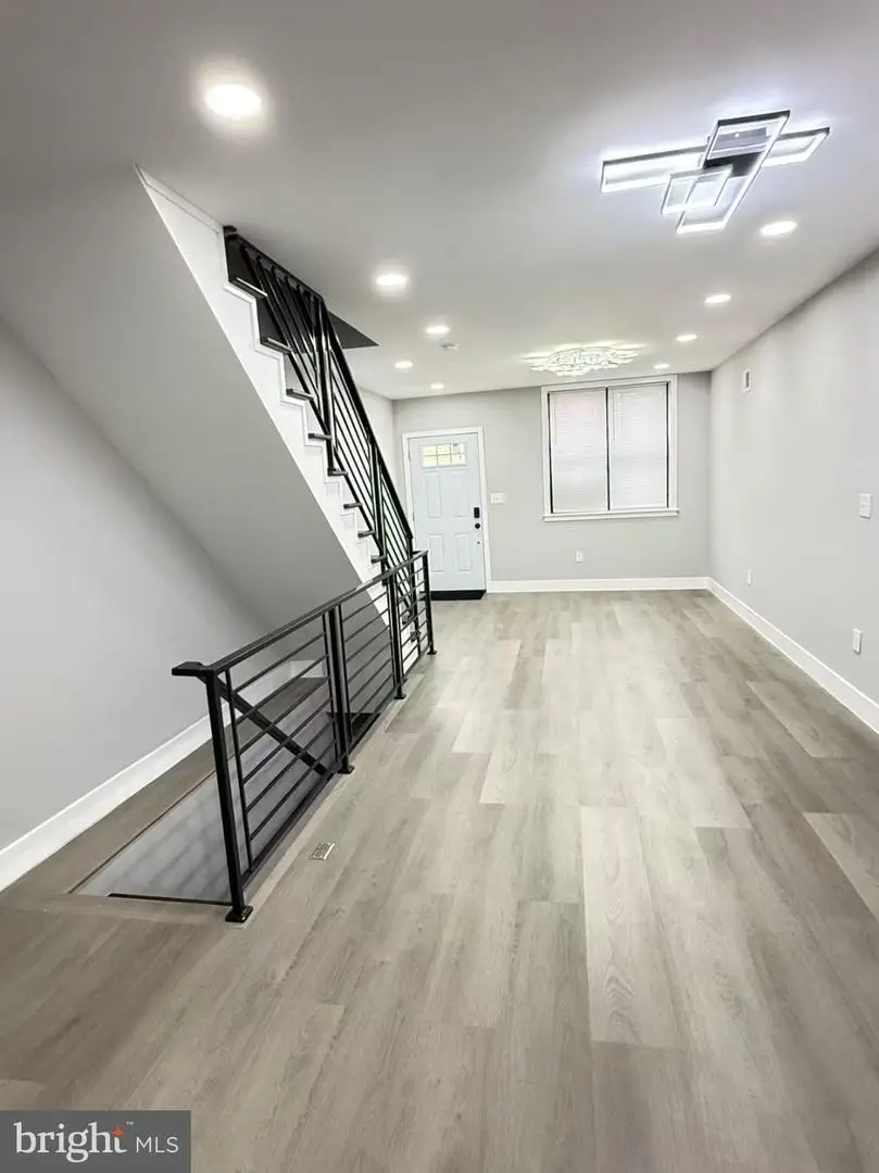 2502 S Sheridan St, Philadelphia, PA 19148 - #2