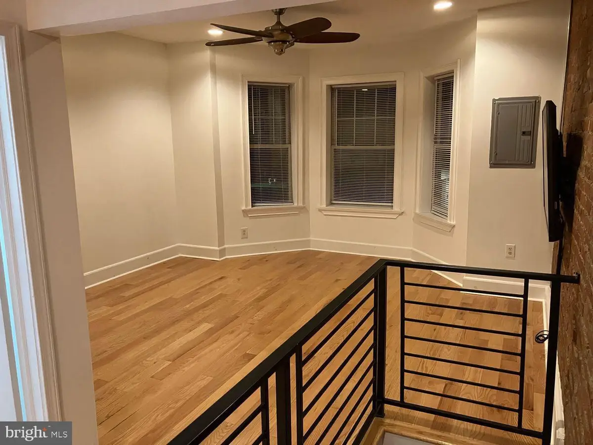 607 S 52nd St, Philadelphia, PA 19143 - #1