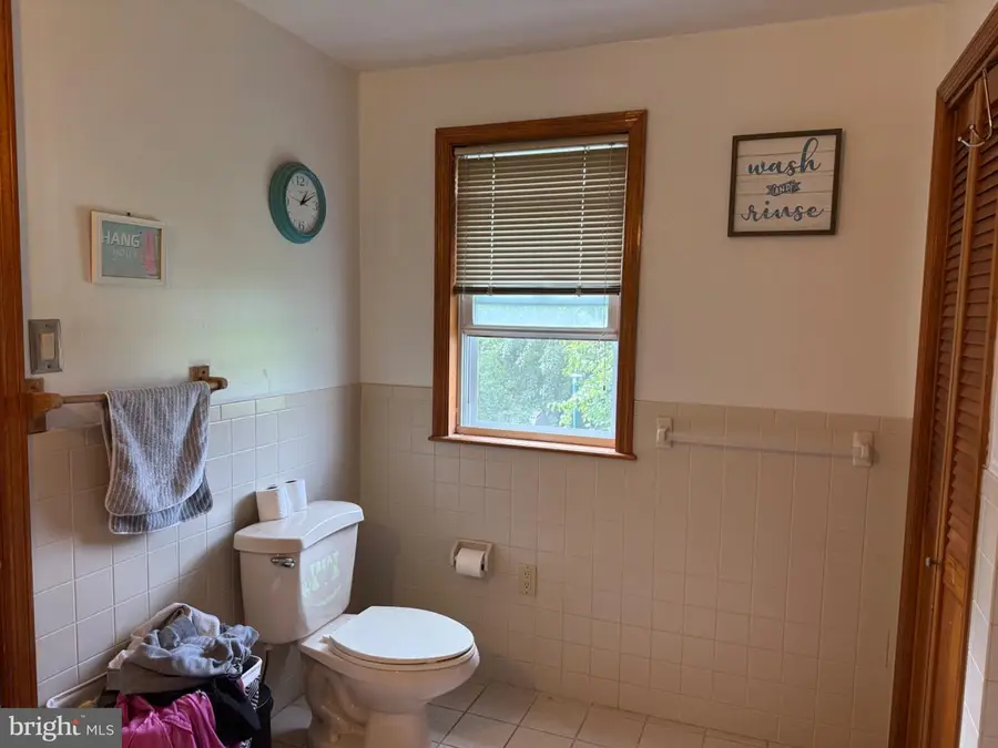 608 Hoffnagle St, Philadelphia, PA 19111 - #3