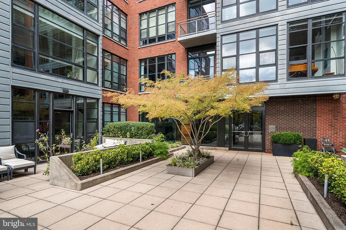 317-319 Vine St #511, Philadelphia, PA 19106 - #1