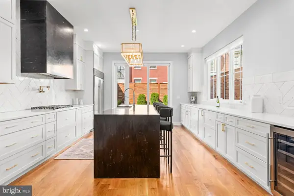 1519 Wallace St, PHILADELPHIA, PA 19130