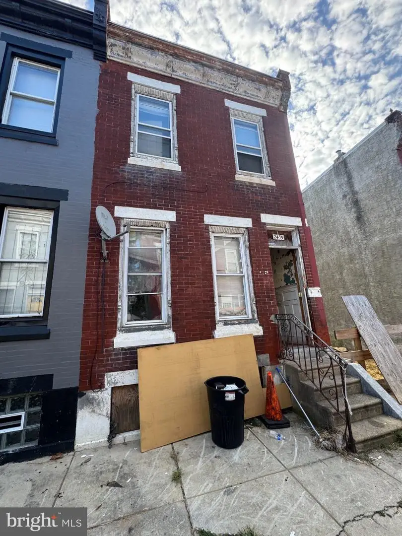 2439 N Bancroft St, Philadelphia, PA 19132 - #1