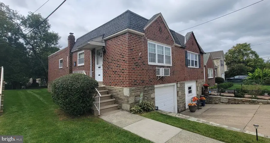 1016 Napfle Ave, Philadelphia, PA 19111 - #2
