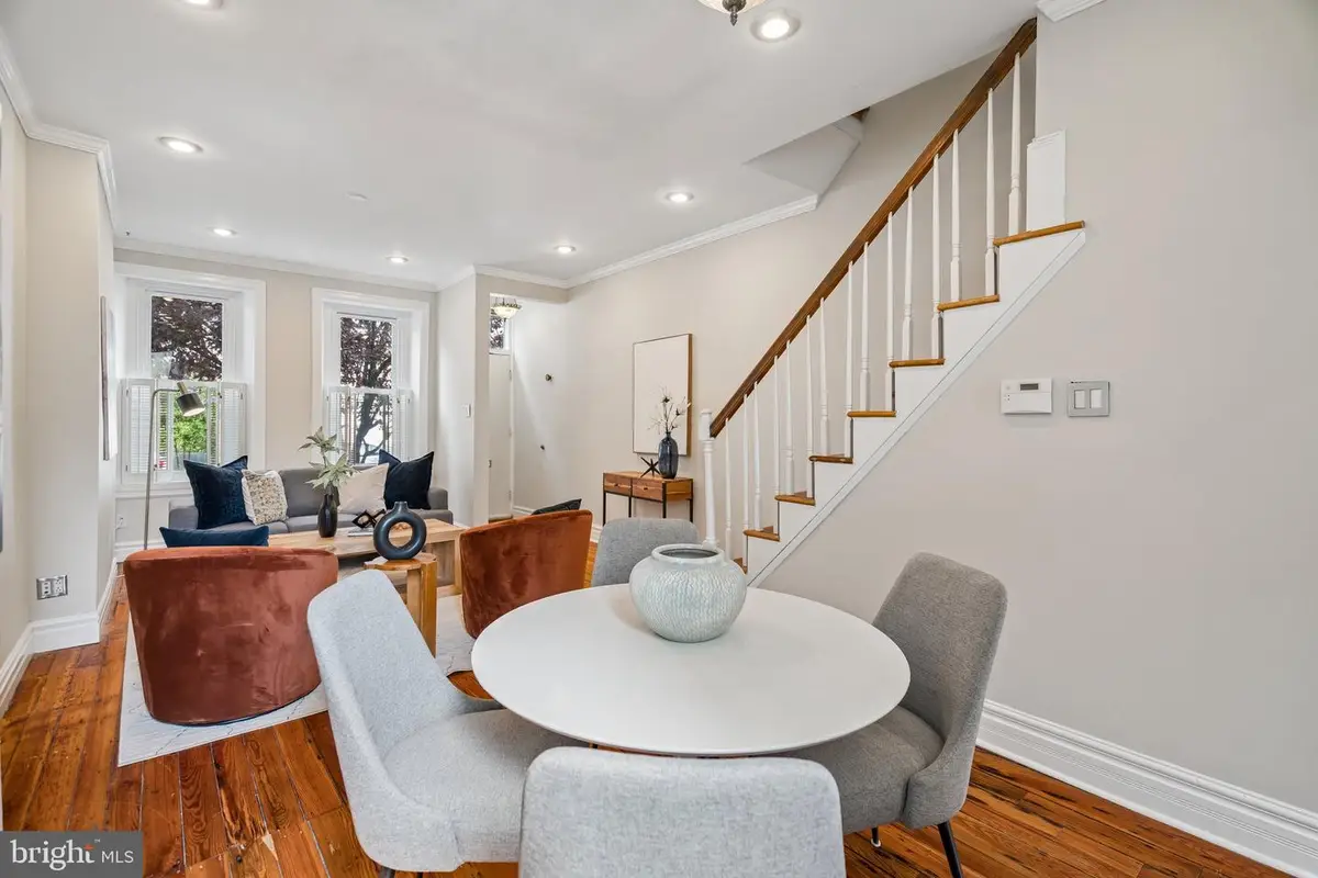 2810 Cambridge St, Philadelphia, PA 19130 - #1
