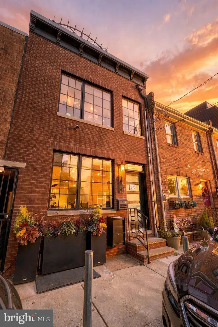 1941 Kater St, Philadelphia, PA 19146 - #2