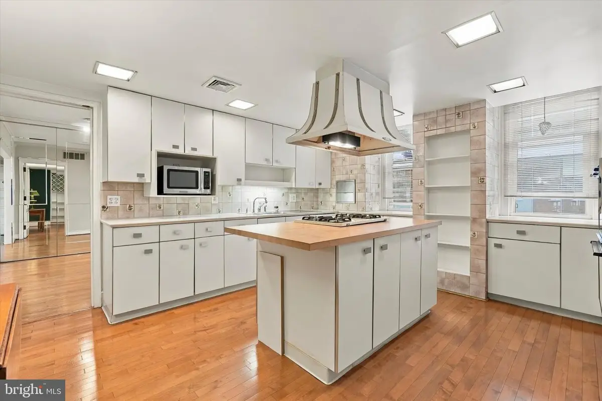 1901 Walnut St #6a, Philadelphia, PA 19103 - #1