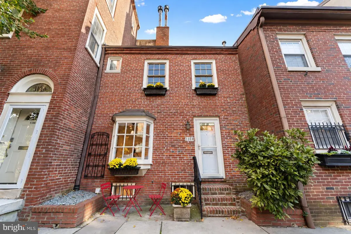 1104 Lombard St, Philadelphia, PA 19147 - #1