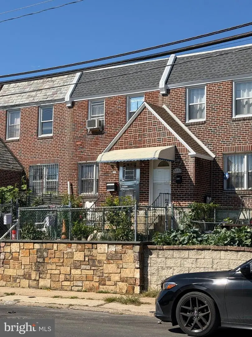 7256 Large St, Philadelphia, PA 19149 - #1