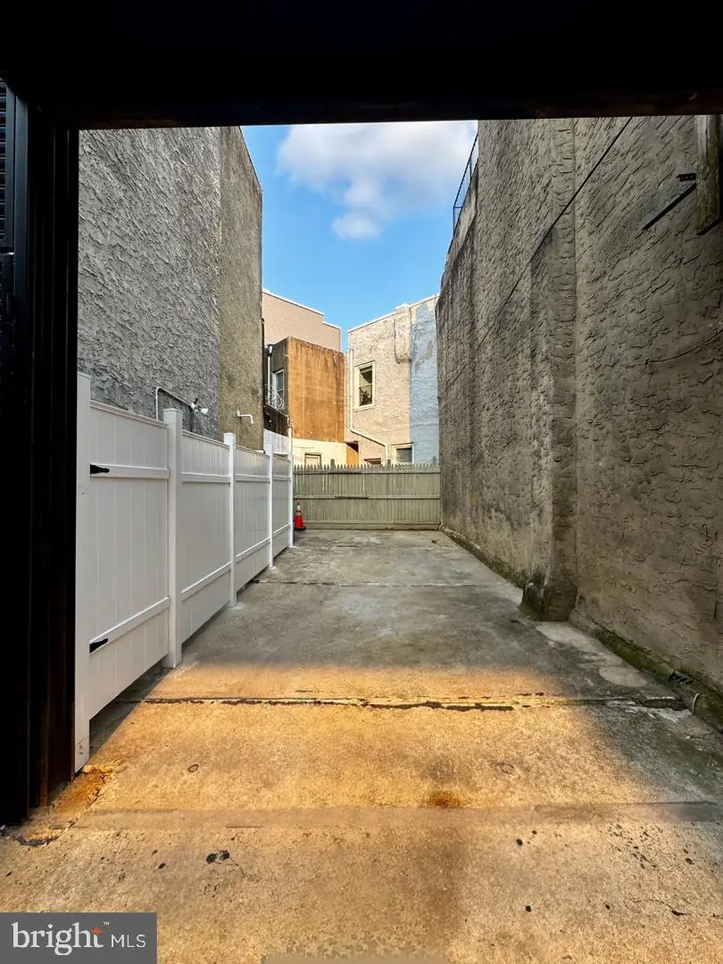 2005-07 N Front St, Philadelphia, PA 19122 - #3