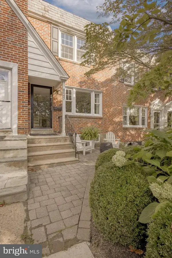 8047 Winston Rd, PHILADELPHIA, PA 19118