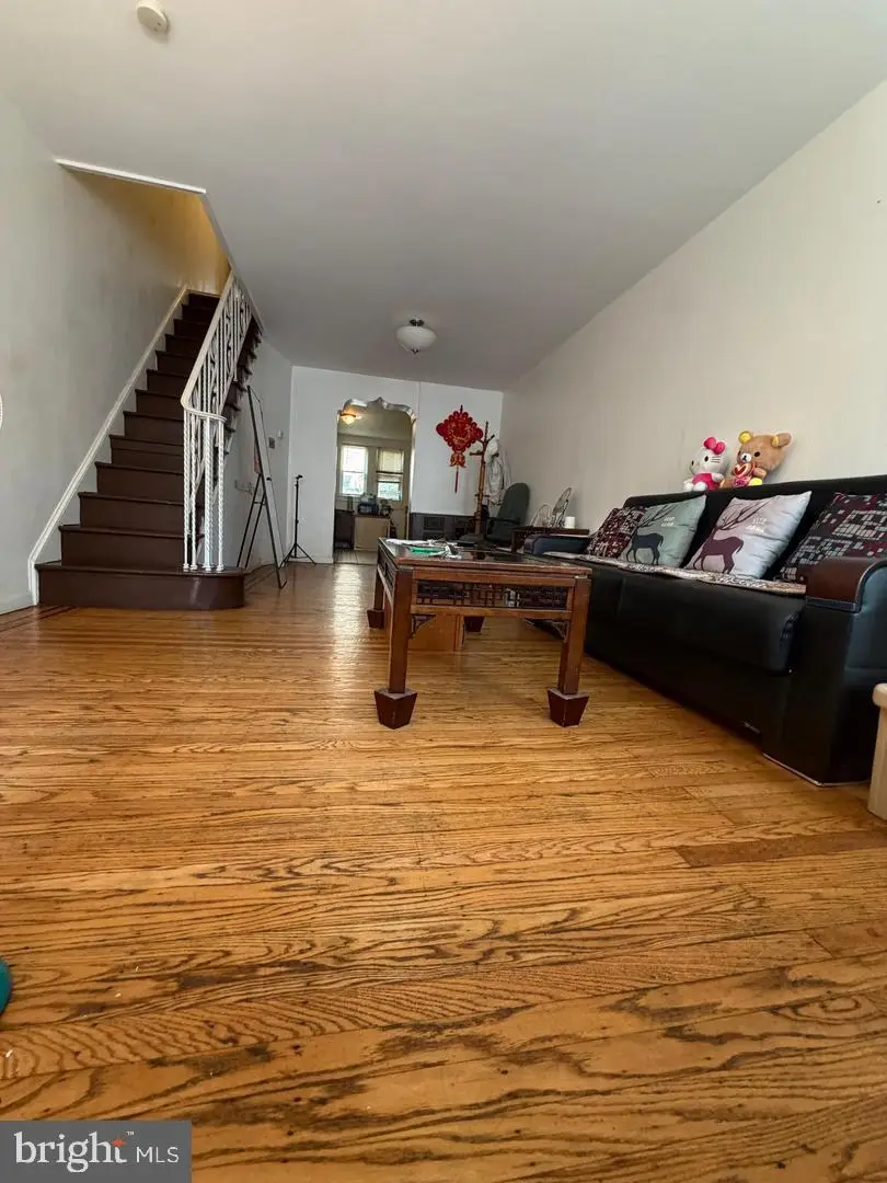 623 Fernon St, Philadelphia, PA 19148 - #3